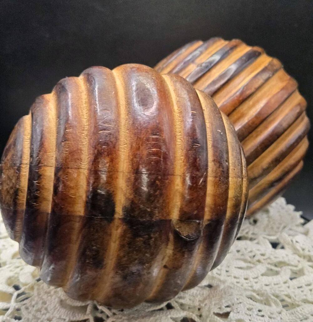 Pair of Vintage Turned Wooden Decorative Spheres with Concentric Ribbed Rings